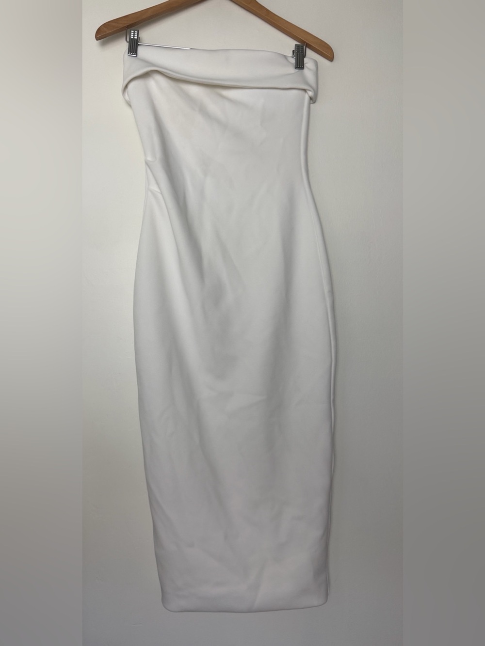 Babaton Aritzia Strapless White Sheath Dress